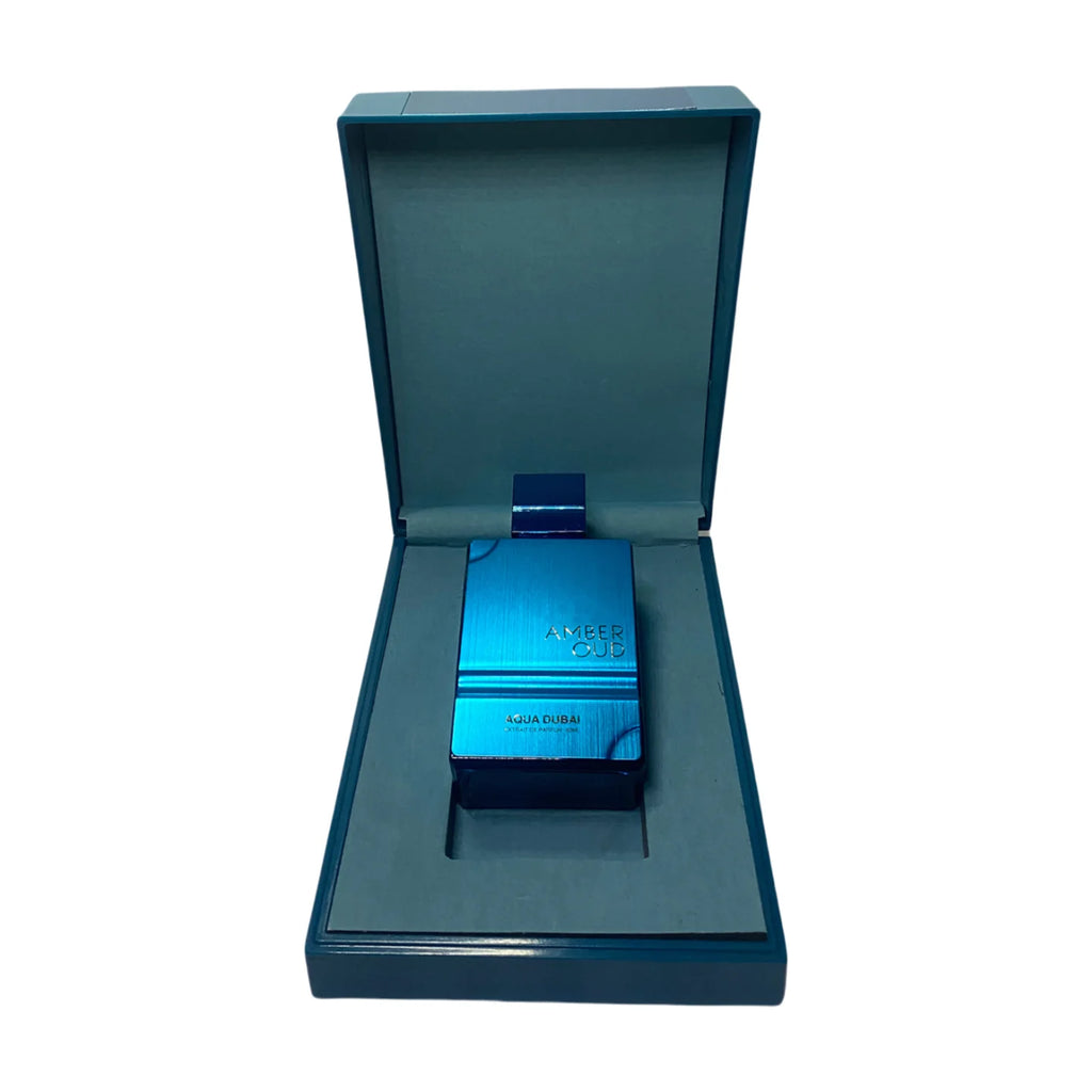 Amber Oud Aqua Dubai Extrait de Parfum: Vibrant Blue Bottle, Fresh Aquatic Scent for Men